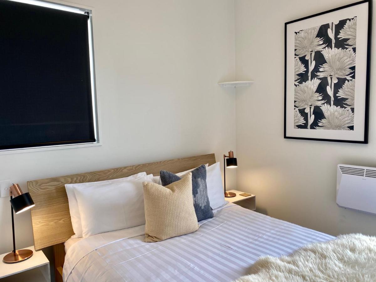'Lakelife' Lake Front Apartment Queenstown Eksteriør billede
